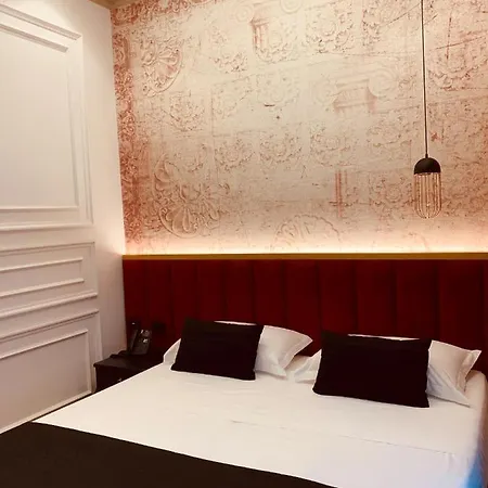 Kloest Hotell Durrës