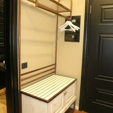 Kloest Hotel Durrës