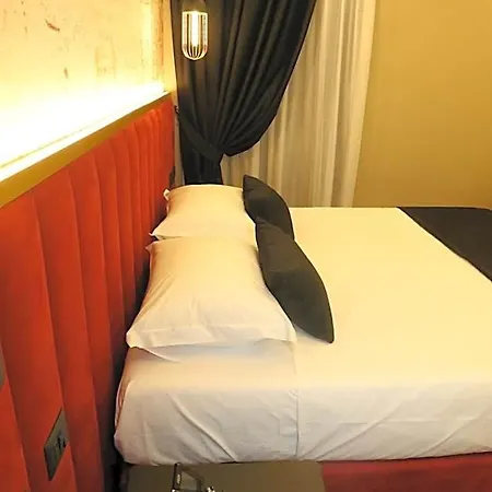 Hotel Kloest Durrës