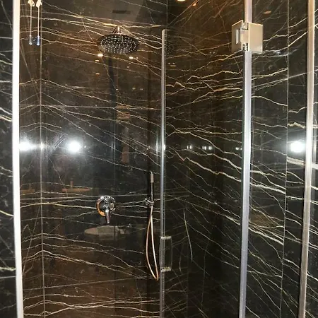 Kloest Hotel Durrës