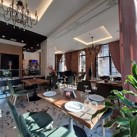 Kloest Hotel Durrës